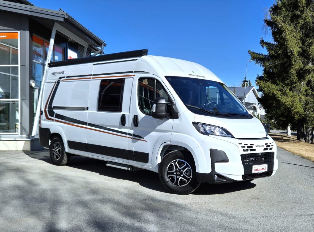 Weinsberg CaraBus 600 ME Edition Fire 2025 vuokrattavat retkeilyautot ulkokuva edestä