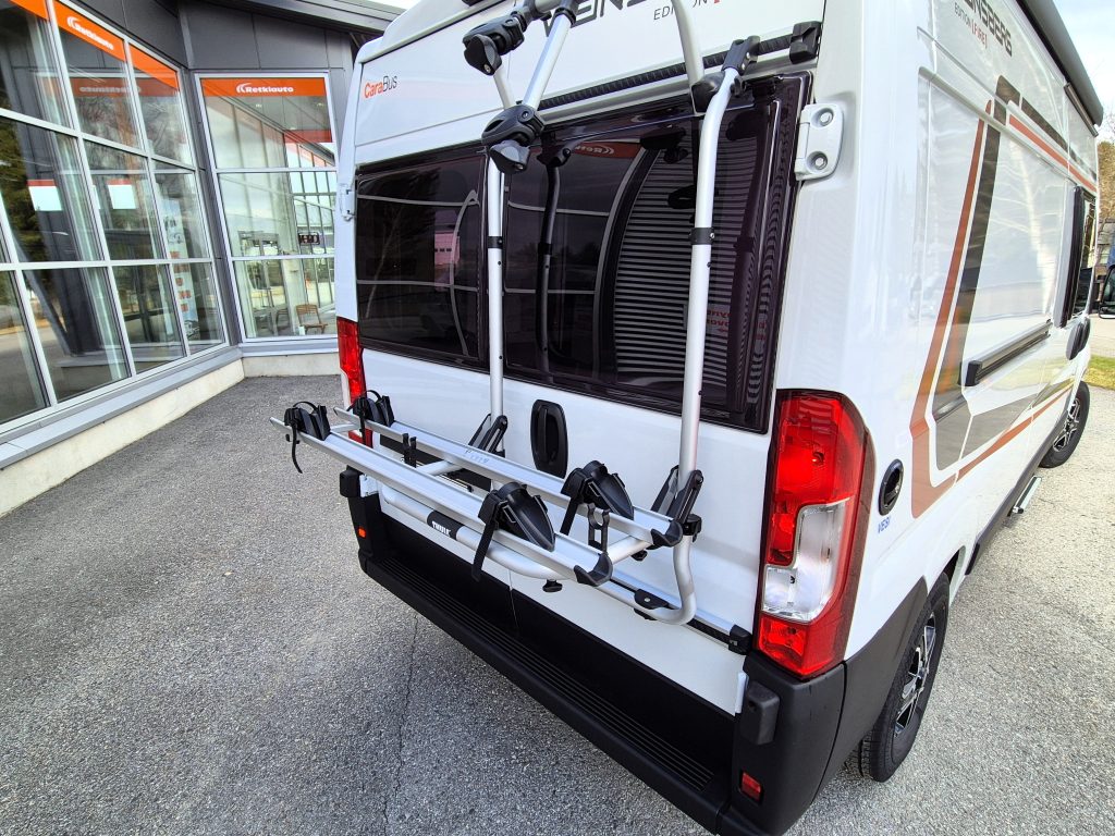 Weinsberg CaraBus 600 ME Edition Fire 2025 vuokrattavat retkeilyautot ulkokuva pyöräteline